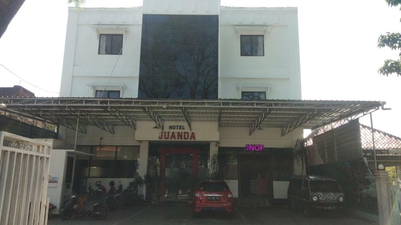 Juanda Hotel Ponorogo Exterior foto